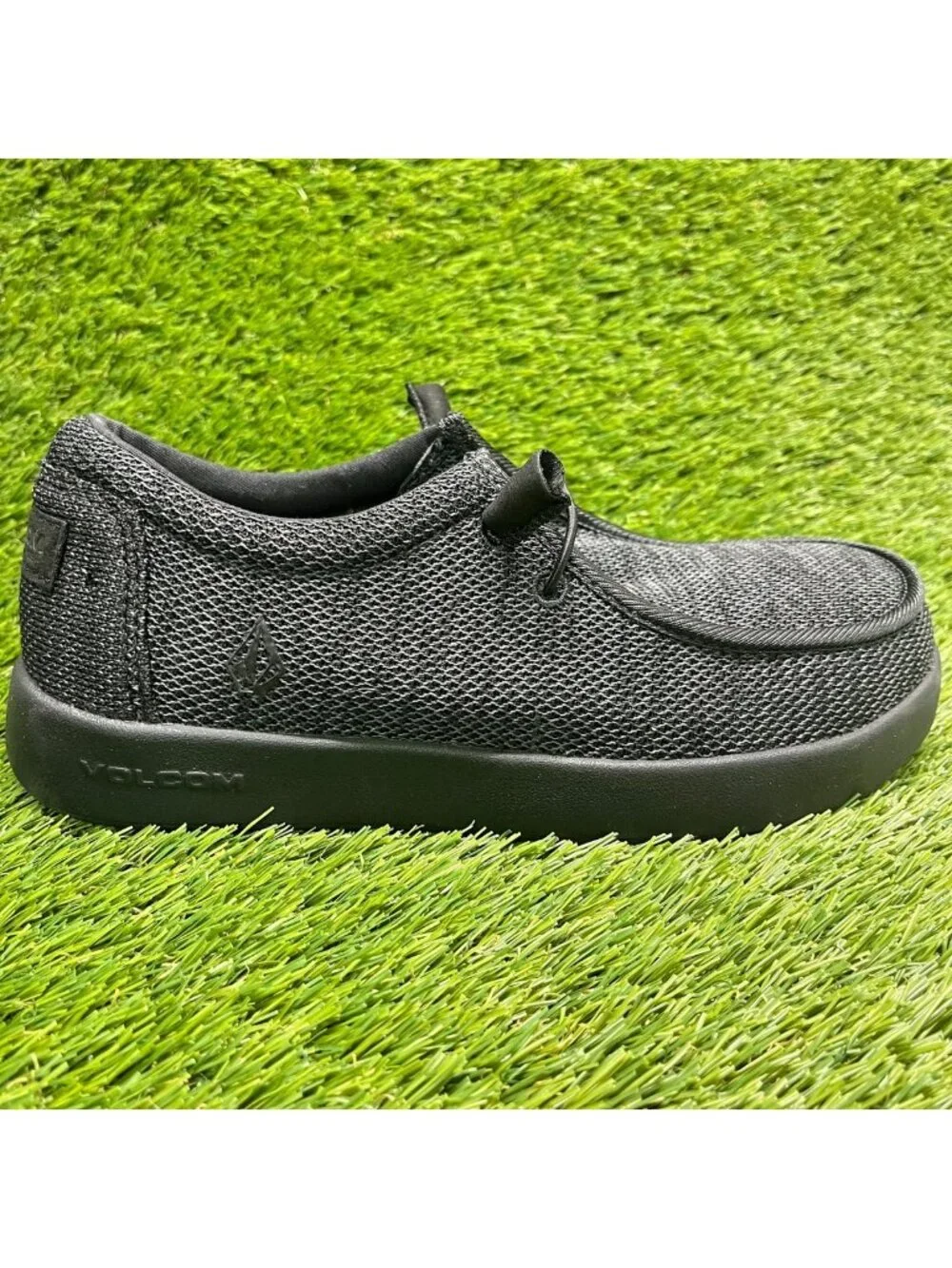 Volcom Chill SR Womens Size 8D Black Composite Toe Safety Work Slip-On Shoes